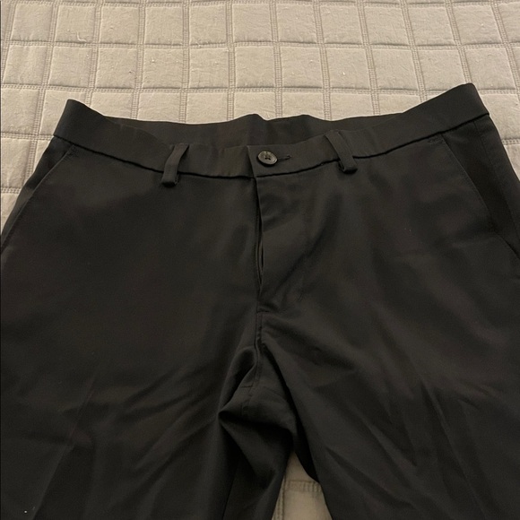 Haggar Other - Haggar Cool 18 Pants in a classic fit 32x30